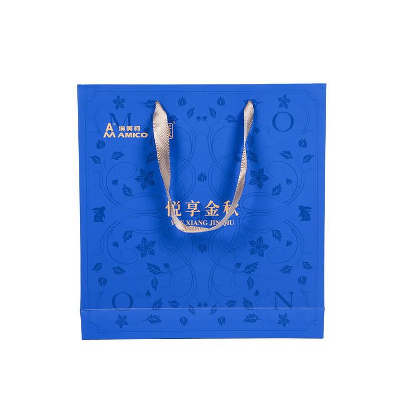 vertikala kraftpapperspåsar med semestertema