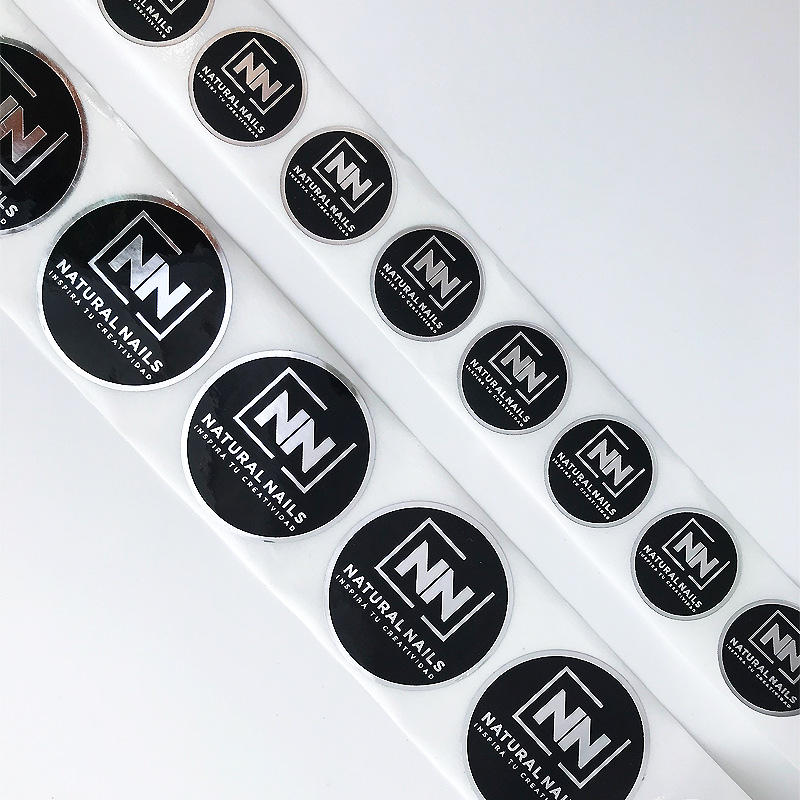 Självhäftande klistermärken för kosmetiska förpackningar